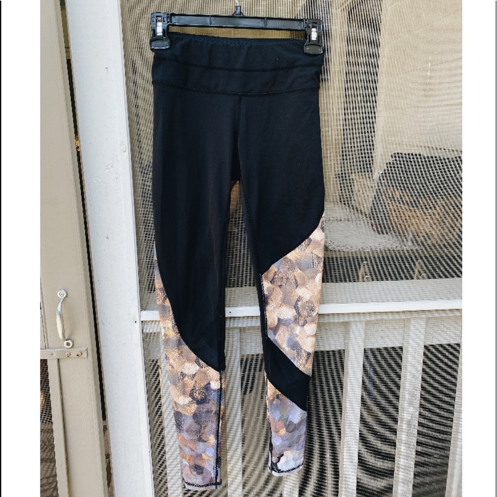 Athleta Patterned Leggings